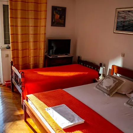 Lile By The Sea, Zavode Appartement Celina