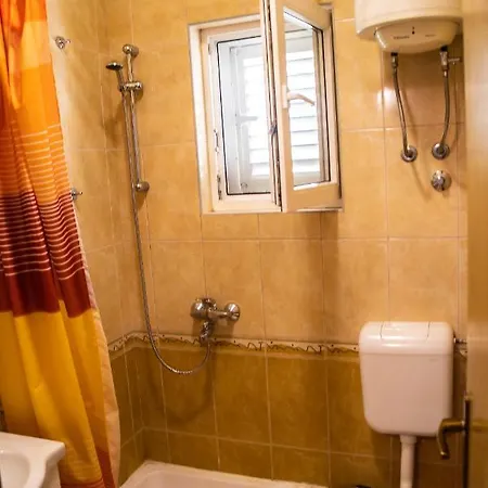 Appartamento Lile By The Sea, Zavode *