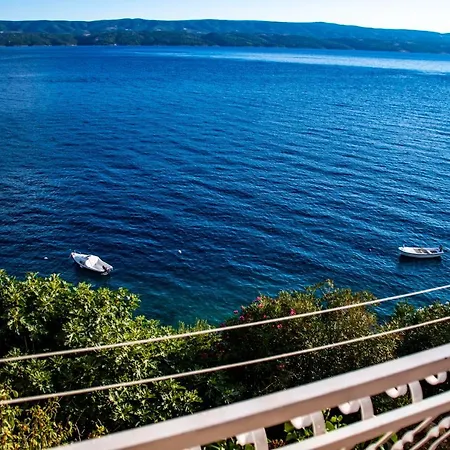 Apartmán Lile By The Sea, Zavode