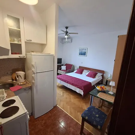 Apartmán Lile By The Sea, Zavode Celina